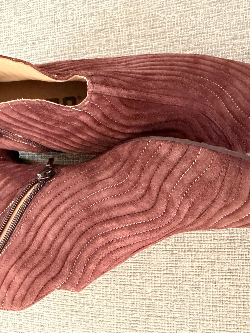 Tsubo Suede Booties Shoes - Picture 4 of 8